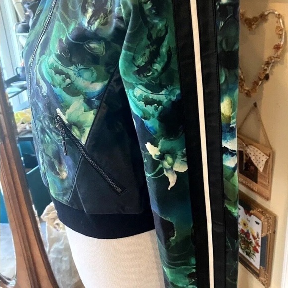 Womens Stella & Jamie Size XS Bomber Jacket Green Black Floral Designer Pocket - Picture 4 of 9
